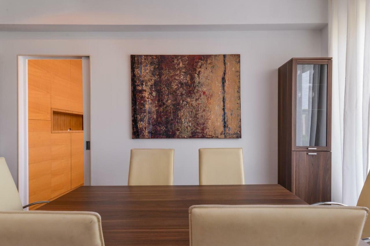 Super Premium Two Bedroom Suite On Vitosha Boulevard Sofia Eksteriør billede